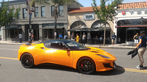 Computer Store «Apple Pasadena», reviews and photos, 54 W Colorado Blvd, Pasadena, CA 91105, USA