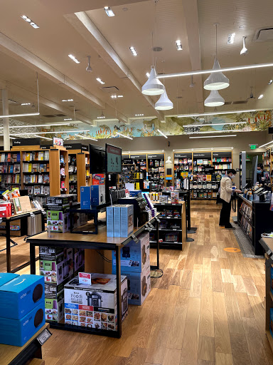 Book Store «Amazon Books», reviews and photos, 4545 La Jolla Village Dr, San Diego, CA 92122, USA