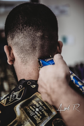 Hair Salon «A&R Scissors Hair Salon», reviews and photos, 510 N Brookhurst St #105, Anaheim, CA 92801, USA