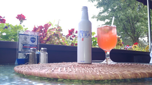 Bar & Grill «J T Maxies», reviews and photos, 240 Wolf Rd, Albany, NY 12205, USA