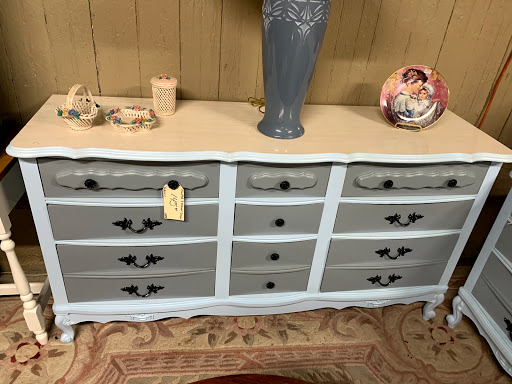 Used Furniture Store «GRQ Used Furniture», reviews and photos, 14129 Kutztown Rd, Fleetwood, PA 19522, USA