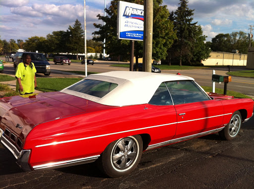 Auto Body Shop «Maaco Collision Repair & Auto Painting», reviews and photos, 32754 W 8 Mile Rd, Farmington, MI 48336, USA