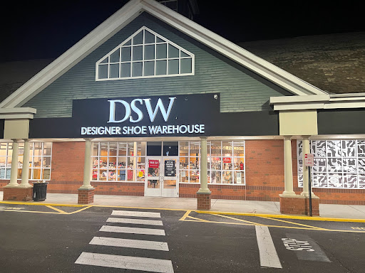 Shoe Store «DSW Designer Shoe Warehouse», reviews and photos, 113 Mill Plain Rd, Danbury, CT 06811, USA