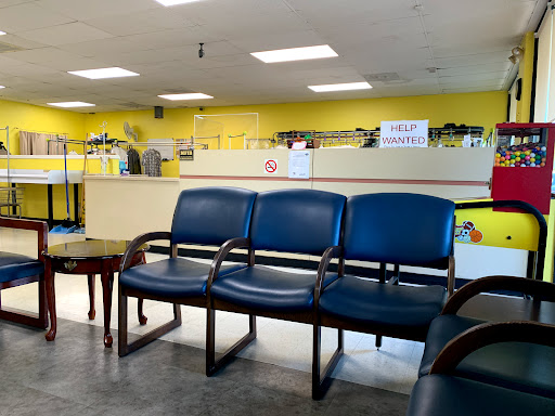 Dry Cleaner «Midland Cleaners & Coin», reviews and photos, 205 Midland Blvd, Shelbyville, KY 40065, USA