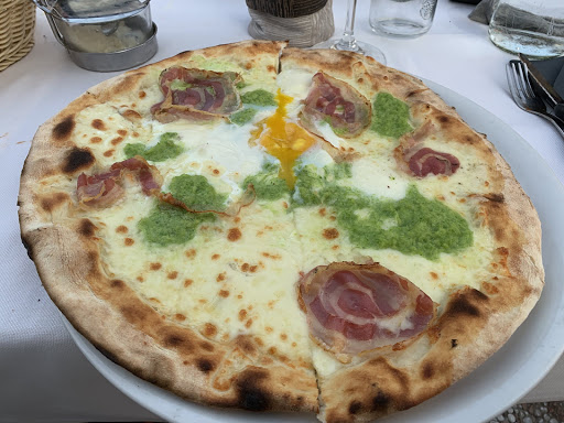 Ristorante Pizzeria Mirabello in Desenzano del Garda, Provincia di Brescia