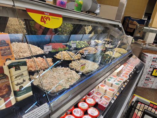 Grocery Store «Ralphs», reviews and photos, 650 E Carson St, Carson, CA 90745, USA