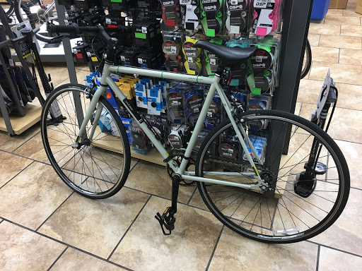 Bicycle Store «Middletown Cycling & Fitness», reviews and photos, 11519 Shelbyville Rd, Louisville, KY 40243, USA