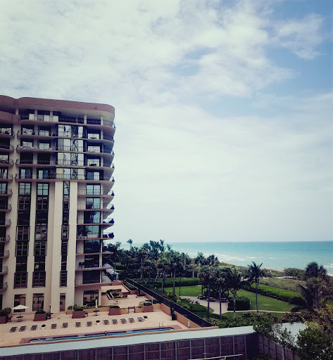 Park «Eighty Seven Park», reviews and photos, 8701 Collins Ave, Miami Beach, FL 33154, USA