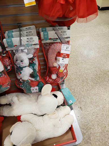 Pet Supply Store «PetSmart», reviews and photos, 828 Arnold Commons Dr, Arnold, MO 63010, USA