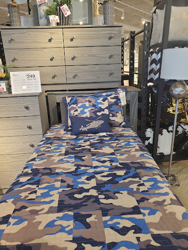 Shopping Mall «Furniture Row Shopping Center», reviews and photos, 1334 N Eastgate Ave, Springfield, MO 65802, USA