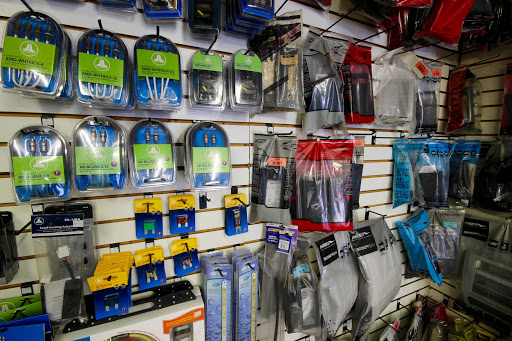 Car Stereo Store «HIGH TECH ELECTRONICS», reviews and photos, 880 E 9th St #2, Hialeah, FL 33010, USA