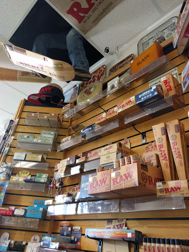 Tobacco Shop «Hempire State Smoke Shop», reviews and photos, 2340 Lyell Ave, Rochester, NY 14606, USA