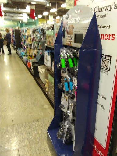 Pet Supply Store «Premier Pet Supply», reviews and photos, 31215 Southfield Rd, Beverly Hills, MI 48025, USA