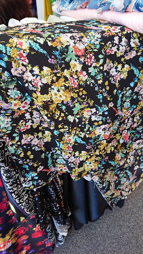 Fabric Store «Sewfisticated Discount Fabrics», reviews and photos, 303 Worcester Rd, Framingham, MA 01701, USA