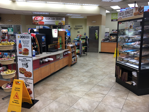 Speedway, 10471 US-31, Taylorsville, IN 47280, USA, 