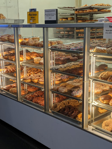 Donut Shop «Donut Wheel», reviews and photos, 10250 N De Anza Blvd, Cupertino, CA 95014, USA