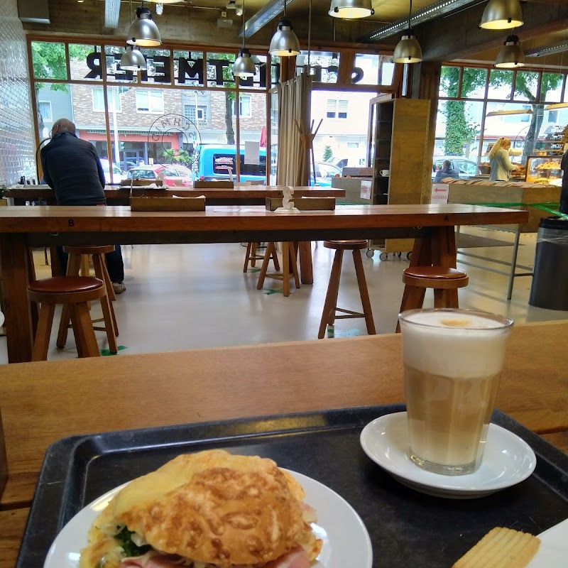 Bäckerei & Konditorei Schmidtmeier - mit Café