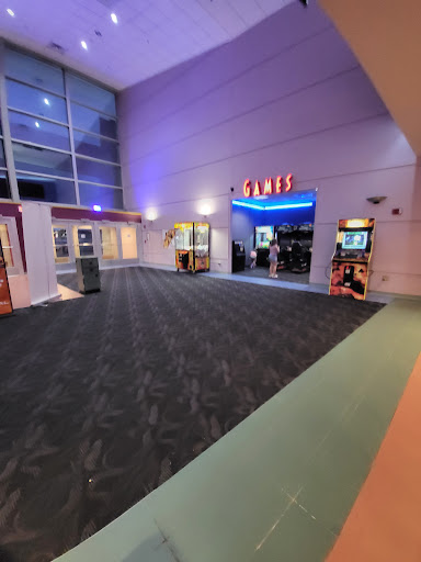 Movie Theater «Regal Cinemas Hazleton 10», reviews and photos, 400 Laurel Mall Dr, Hazleton, PA 18201, USA