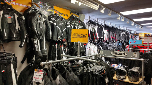Motorcycle Parts Store «Cycle Gear», reviews and photos, 1765 NE 163rd St, North Miami Beach, FL 33162, USA