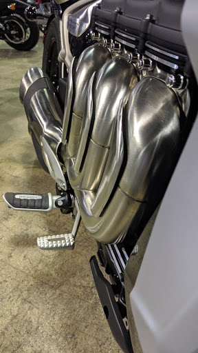 Motorcycle Dealer «LA Cyclesports», reviews and photos, 8515 La Cienega Blvd, Inglewood, CA 90301, USA