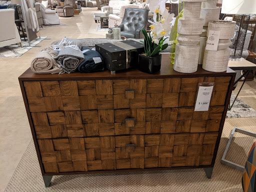 Furniture Store «La-Z-Boy Furniture Galleries», reviews and photos, 4087 Richmond Rd, Beachwood, OH 44122, USA