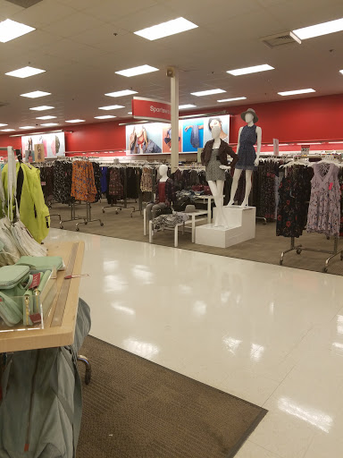 Department Store «Target», reviews and photos, 6100 Shingle Creek Pkwy, Brooklyn Center, MN 55430, USA