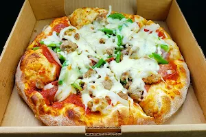 Mizzy’s Pizza image
