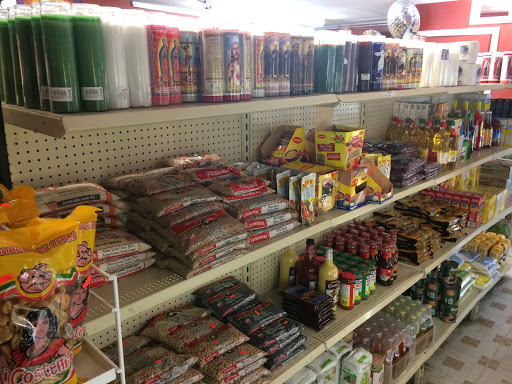 Mexican Grocery Store «El Paso Tacqueria and Latin Market», reviews and photos, 601 Hollywood Blvd, Iowa City, IA 52240, USA