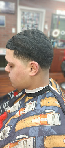 Barber Shop «Showcase Barbershop», reviews and photos, 727 Sumner Ave, Springfield, MA 01108, USA