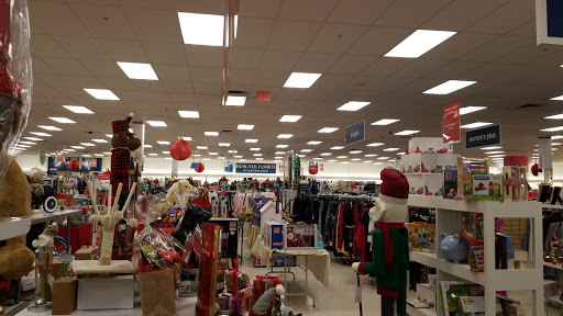 Department Store «Marshalls & HomeGoods», reviews and photos, 4950 Hadley Center Dr, South Plainfield, NJ 07080, USA