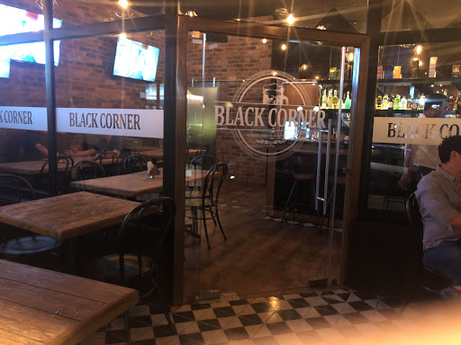 Black Corner - Beer house and Kitchen
