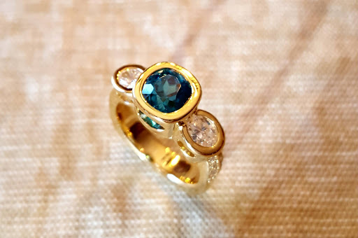 Jewelry Designer «Artelle Designs Fine Jewelry & Custom Design», reviews and photos, 3555 Plymouth Blvd #216, Minneapolis, MN 55447, USA