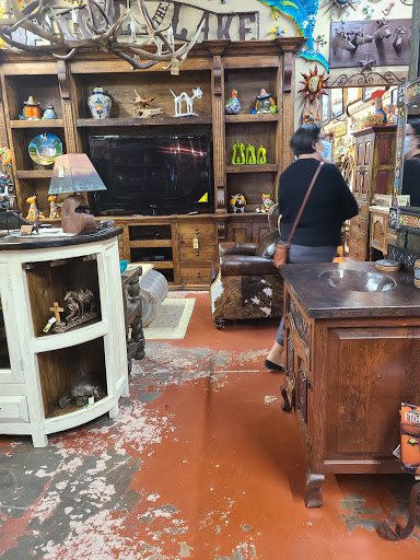 Furniture Store «Rustic Unlimited», reviews and photos, 30001 US-281, Bulverde, TX 78163, USA