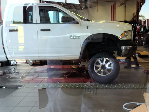 Tire Shop «Discount Tire Store - Lawrenceville, GA», reviews and photos, 1989 Duluth Hwy.120, Lawrenceville, GA 30043, USA