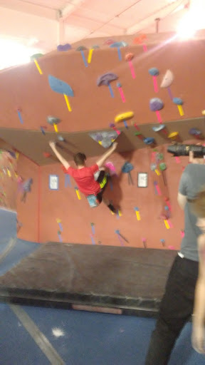 Rock Climbing Gym «Philadelphia Rock Gym - East Falls», reviews and photos, 3500 Scotts Ln B-3, Philadelphia, PA 19129, USA