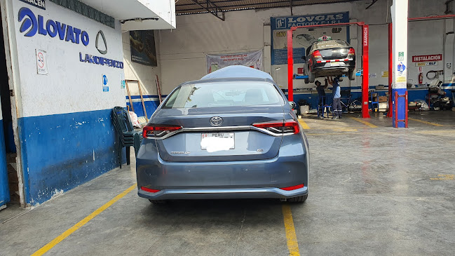 AMC - Taller de reparación de automóviles