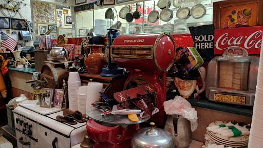 Shopping Mall «Beards Hill Plaza Shopping Center», reviews and photos, 949 Beards Hill Rd, Aberdeen, MD 21001, USA