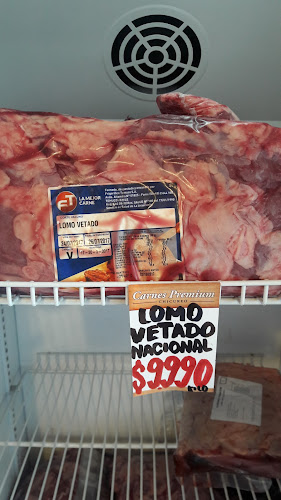 Opiniones de Carnes Premium en Colina - Tienda de ultramarinos