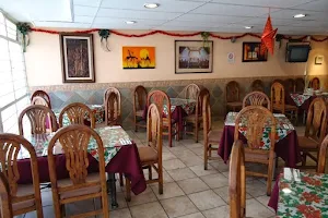Cervantino Restaurante & Pastelería Suc. San Mateo image