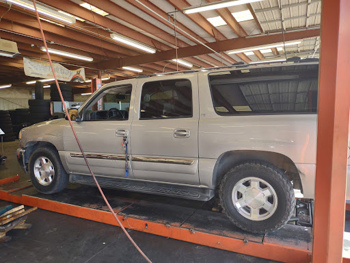 Tire Shop «Martin Tire Co», reviews and photos, 12110 Montwood Dr, El Paso, TX 79936, USA