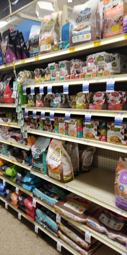 Pet Supply Store «PetSmart», reviews and photos, 1671 E Market St, Harrisonburg, VA 22801, USA