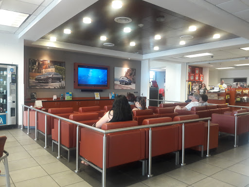 Toyota Dealer «Central Florida Toyota», reviews and photos, 11020 S Orange Blossom Trail, Orlando, FL 32837, USA