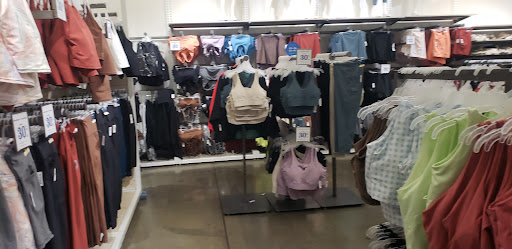 Clothing Store «Old Navy», reviews and photos, 1949 E Camelback Rd, Phoenix, AZ 85016, USA