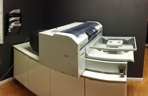 Screen Printer «Iconic T-shirts - Screen Printing & Embroidery», reviews and photos, 7211 Galilee Rd #135, Roseville, CA 95678, USA