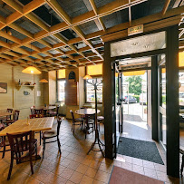 Atmosphère du Restaurant français Restaurant Le Chabrot - Restauration sur place et plats à emporter à Phalsbourg - n°11