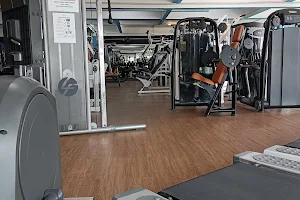 Altra Gym Fitness image