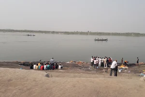 Gulbi Ghat image