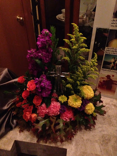 Florist «Sherwood Florist & Gift Shoppe», reviews and photos, 10239 Fair Oaks Blvd #A, Fair Oaks, CA 95628, USA