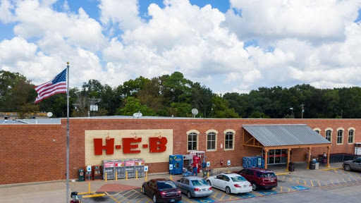 Grocery Store «H-E-B Grocery», reviews and photos, 207 E South St, Alvin, TX 77511, USA