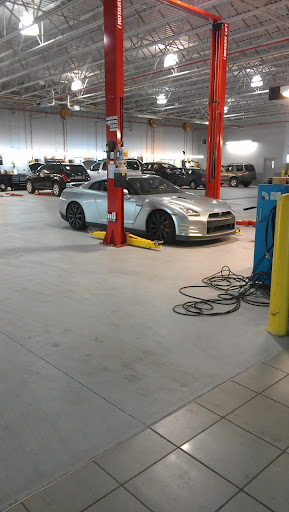 Nissan Dealer «Larry H. Miller Nissan Southwest», reviews and photos, 5067 S Wadsworth Blvd, Littleton, CO 80123, USA